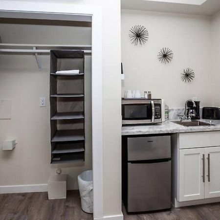 Studio With Large Balcony- San Diego Gateway Ngoại thất bức ảnh